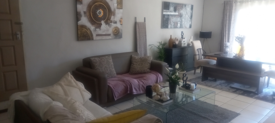 To Let 3 Bedroom Property for Rent in Riebeeckstad Free State